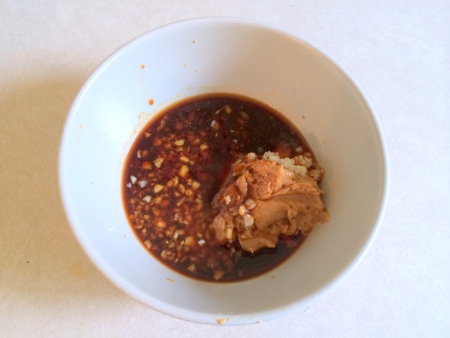 thai peanut sauce ingredients bowl